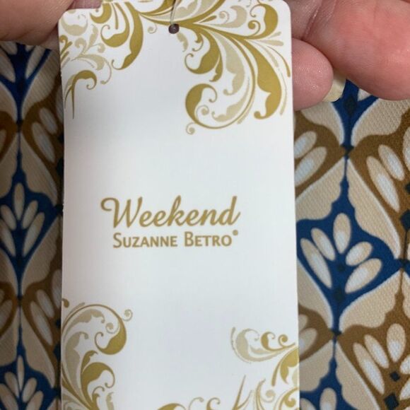 Weekend Suzanne Betro Abstract Key Hole Bell Sleeve Tunic - Picture 14 of 15